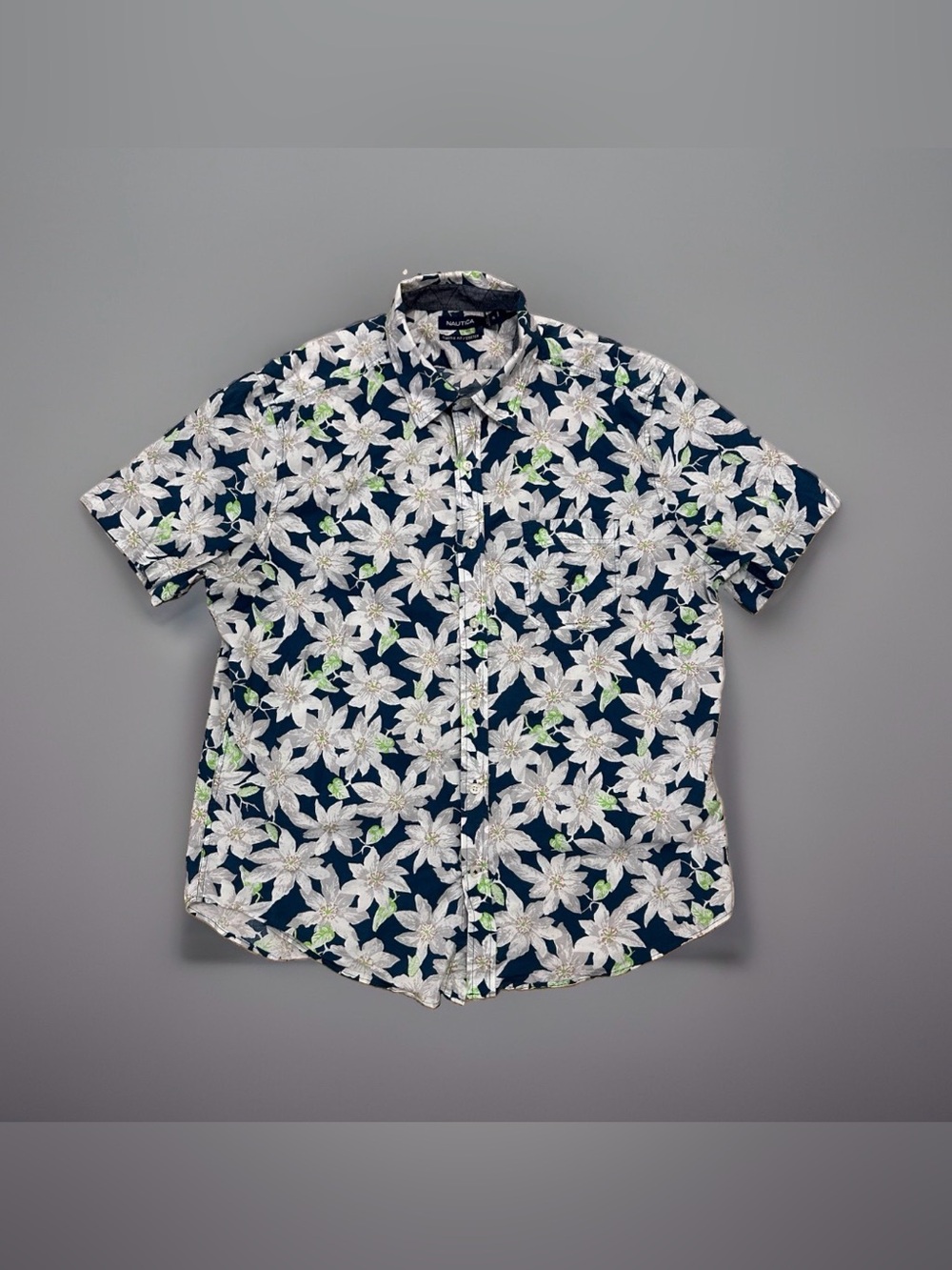 Nautica Men’s XL Classic Fit Stretch Floral Tropical Short Sleeve Button-Up